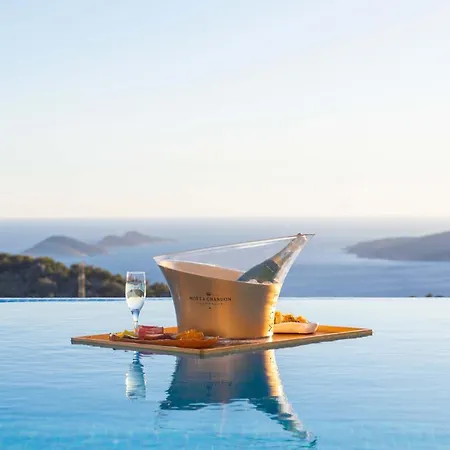 Luxury For 8 With 20m Large Infinity Pool In Kalkan 카스