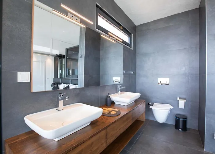 Luxury For 8 With 20m Large Infinity Pool In Kalkan Вилла Каш