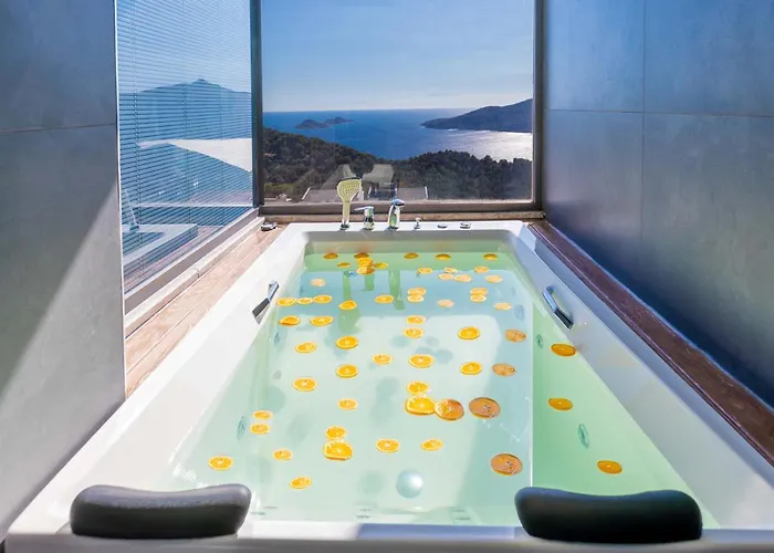 Luxury For 8 With 20m Large Infinity Pool In Kalkan * Каш