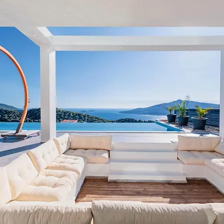 Luxury For 8 With 20m Large Infinity Pool In Kalkan Villa