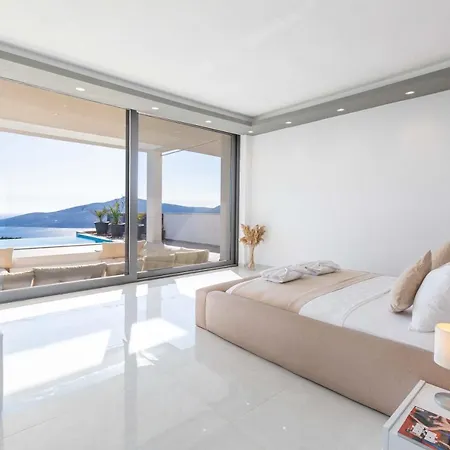 Villa Luxury For 8 With 20m Large Infinity Pool In Kalkan Kas