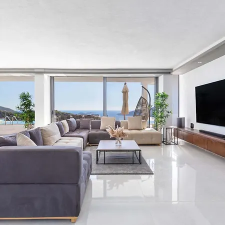 Luxury For 8 With 20m Large Infinity Pool In Kalkan Villa Kas