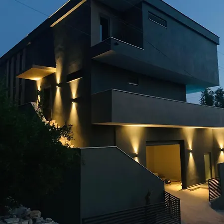 Luxury For 8 With 20m Large Infinity Pool In Kalkan * 카스